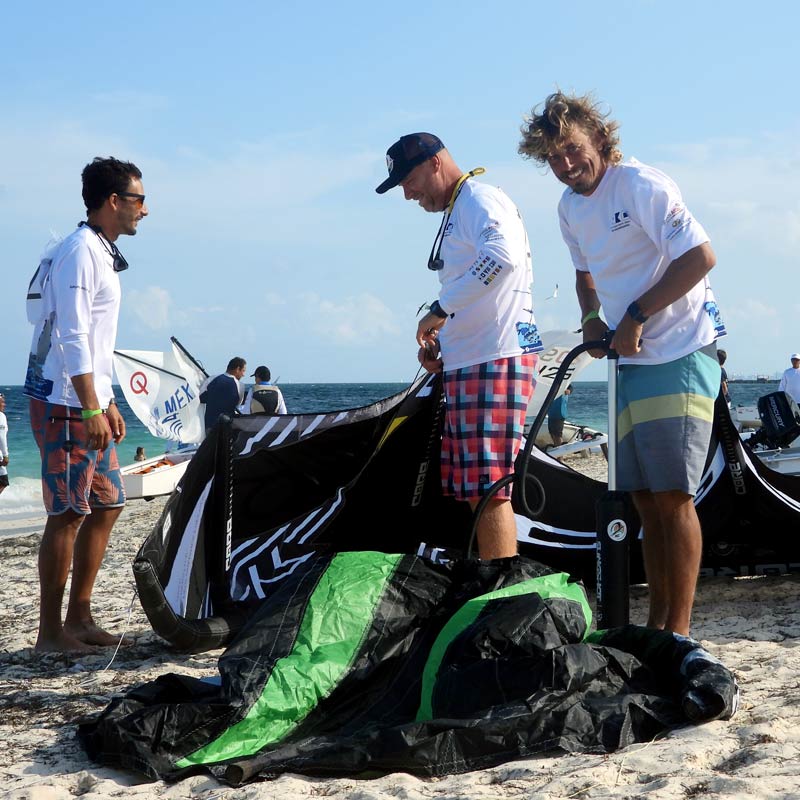 Holbox kiteboarding team in Circuito Copa Aaron Saenz