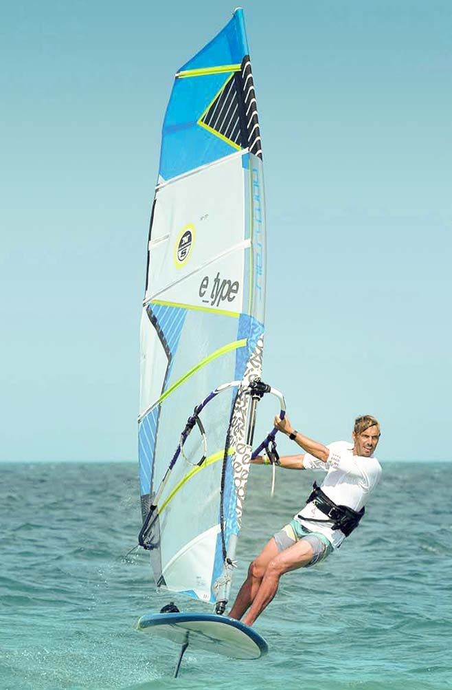 windfoil, windsurf, hydrofoil